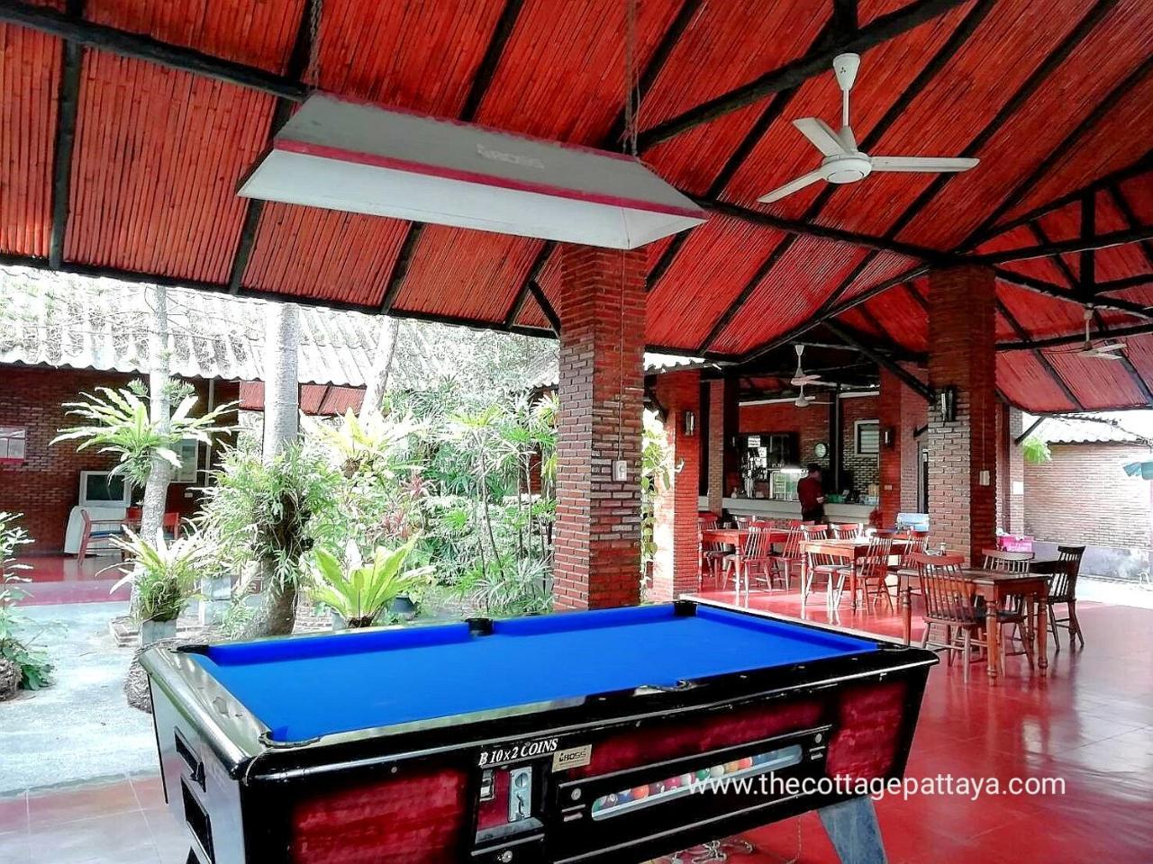 The Cottage Resort Патая Екстериор снимка